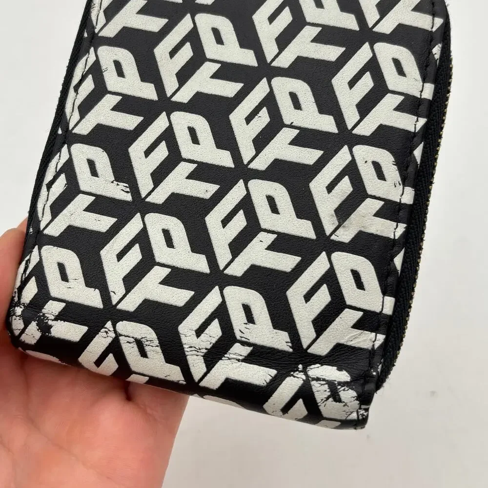 FTP Dimensions Logo Leather Wallet Zip Streetwear Skate